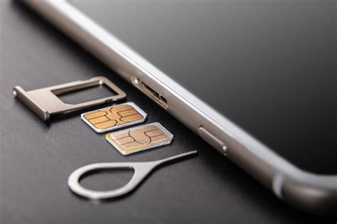 how to use sim card tool.